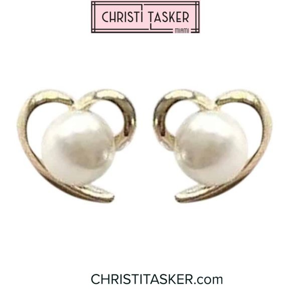 Pearl of Heart Stud Earrings - Picture 1 of 6